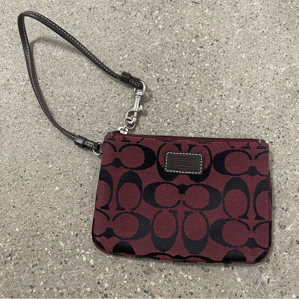 Vintage Y2K small red Coach wristlet wallet EUC - Picture 3 of 10